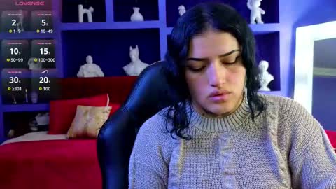Snapshot of sari_belle chatting on 09-19-25, 08:31 Sari  online show from 09-19-25, 08:31