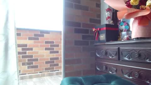 Sara online show from 01-28-25, 07:53