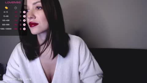 Snapshot of sarinaluv chatting on 02-26-25, 05:09 online show from 02-26-25, 05:09