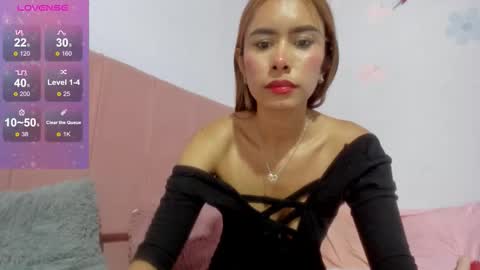 sarita_jones23 online show from 12-19-25, 01:12