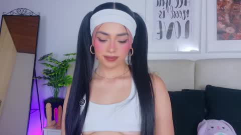 Snapshot of saritabratz chatting on 06-04-26, 09:32 Sara online show from 06-04-26, 09:32