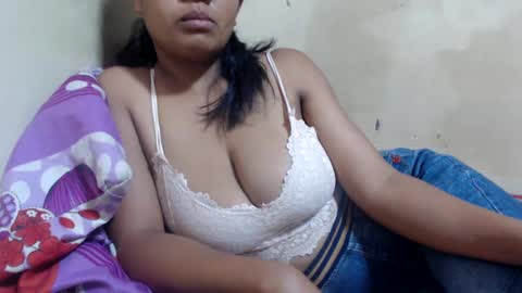 Snapshot of saronette chatting on 12-27-24, 10:55 saronette online show from 12-27-24, 10:55