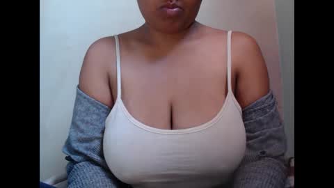 Snapshot of saronette chatting on 09-17-25, 06:48 saronette online show from 09-17-25, 06:48