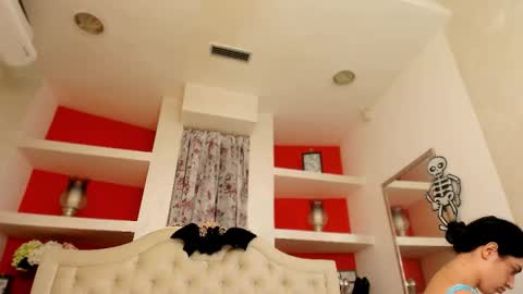 Snapshot of sarra_ray chatting on 11-03-25, 06:09 Sarra online show from 11-03-25, 06:09