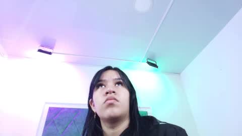 Snapshot of sasha_blazer chatting on 11-19-25, 03:17 Sasha online show from 11-19-25, 03:17