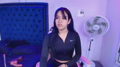 Snapshot of sasha_blazer chatting on 11-26-25, 03:07 Sasha online show from 11-26-25, 03:07