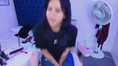 Snapshot of sasha_blazer chatting on 12-03-25, 03:14 Sasha online show from 12-03-25, 03:14