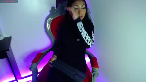 Sasha Brattz online show from 12-14-24, 09:56