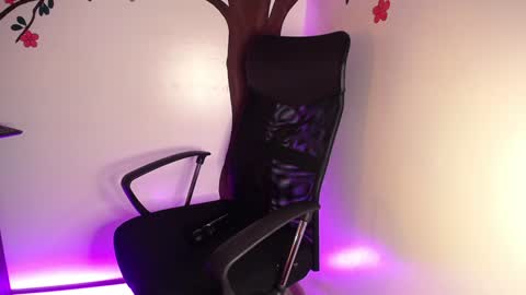 Sasha Brattz online show from 01-25-25, 07:38