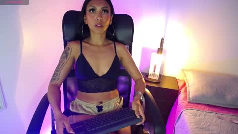 Sasha Brattz online show from 01-31-25, 07:18