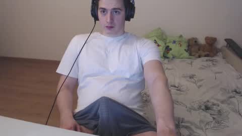 Snapshot of sasha_calvin chatting on 11-02-25, 12:46 sasha_calvin online show from 11-02-25, 12:46