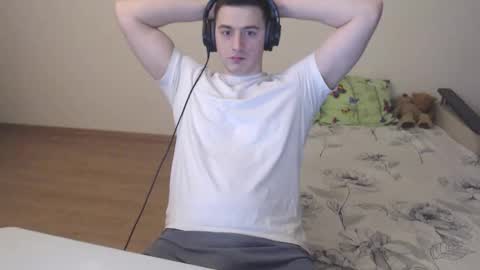 Snapshot of sasha_calvin chatting on 11-17-25, 04:13 sasha_calvin online show from 11-17-25, 04:13