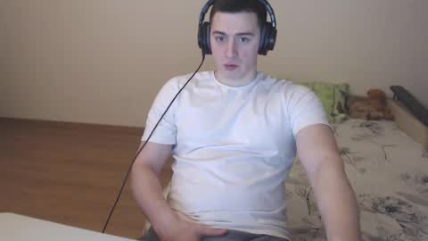 Snapshot of sasha_calvin chatting on 11-20-25, 01:00 sasha_calvin online show from 11-20-25, 01:00