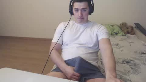 Snapshot of sasha_calvin chatting on 11-28-25, 02:14 sasha_calvin online show from 11-28-25, 02:14