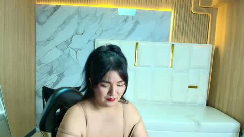 Snapshot of sasha_tf chatting on 04-18-26, 08:20 Sasha online show from 04-18-26, 08:20