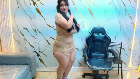 Snapshot of sasha_tf chatting on 04-30-26, 08:48 Sasha online show from 04-30-26, 08:48