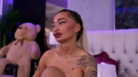 Dennise online show from 09-14-25, 06:29