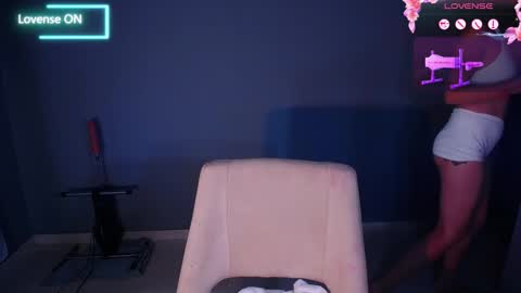 Snapshot of sashaharding1125 chatting on 03-04-26, 11:22 andrea harding online show from 03-04-26, 11:22