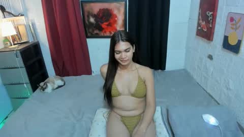 ESTELLA online show from 01-06-25, 05:59