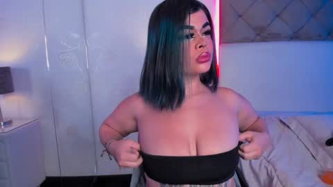 selene  online show from 02-05-25, 08:57