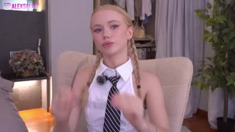 sashalore online show from 07-18-26, 03:00