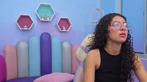 SashaMonroee  online show from 11-03-25, 11:37