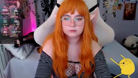 Snapshot of sashasoyyyy chatting on 12-12-24, 04:15 Sashasoy online show from 12-12-24, 04:15