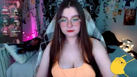 Snapshot of sashasoyyyy chatting on 02-13-25, 03:39 Sashasoy online show from 02-13-25, 03:39