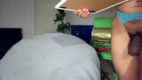 Snapshot of sashastrokes chatting on 10-14-25, 02:45 MISTRESS STROKES online show from 10-14-25, 02:45