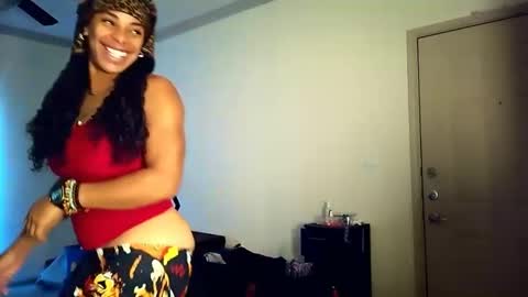 Snapshot of sashastrokes chatting on 11-11-25, 10:43 MISTRESS STROKES online show from 11-11-25, 10:43