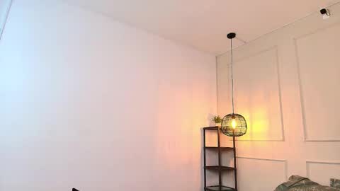 Sashavellor online show from 12-18-25, 03:34