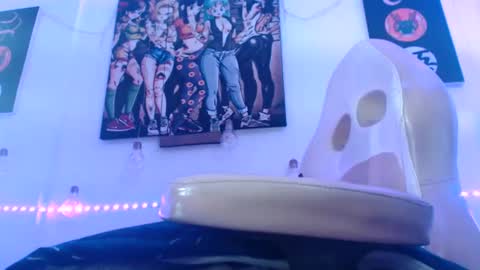 Snapshot of sashayscott chatting on 02-22-25, 03:23 Onlyfans nataliaclaus online show from 02-22-25, 03:23