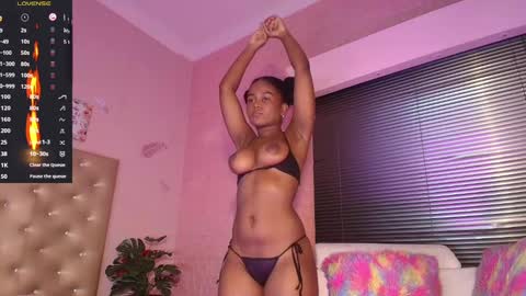 SashhaLux22 online show from 02-22-25, 03:56