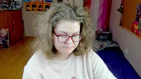 Snapshot of sashy_way chatting on 12-21-25, 01:18 .Alexandra online show from 12-21-25, 01:18