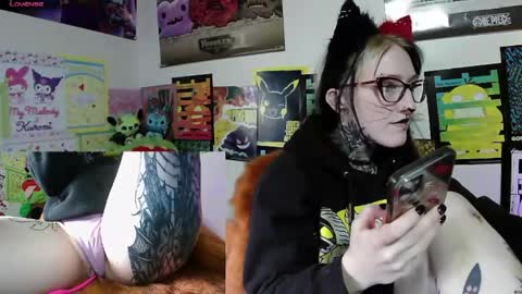 Ivy online show from 04-30-26, 04:02