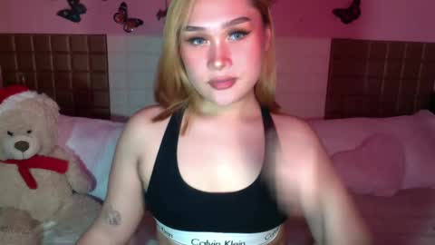 Sarah Drews   Super model online show from 12-28-24, 08:04