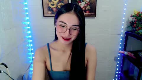 Snapshot of sassychixx699 chatting on 10-14-25, 01:45 Arci online show from 10-14-25, 01:45