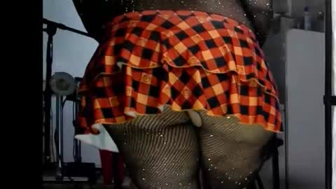 Snapshot of sassylatin45 chatting on 03-15-26, 12:38 sassylatin45 online show from 03-15-26, 12:38