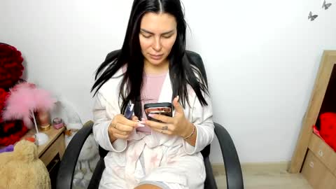 Snapshot of sassytiff chatting on 05-28-26, 11:40 sassytiff online show from 05-28-26, 11:40