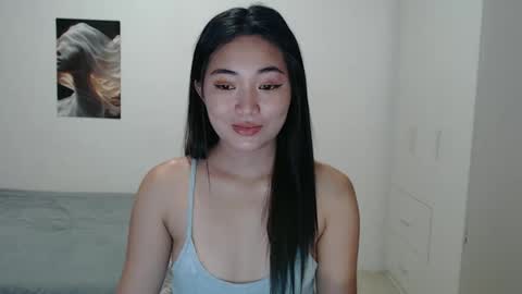 Snapshot of sasy_ritchel chatting on 10-07-25, 03:20 Thessavageee online show from 10-07-25, 03:20