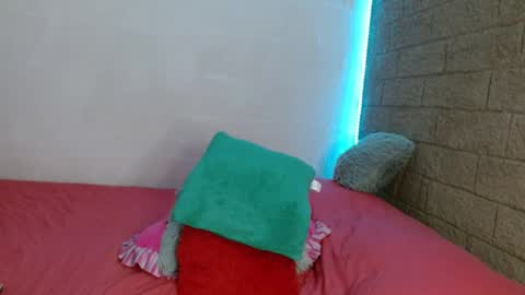 Sativa online show from 12-22-24, 07:42