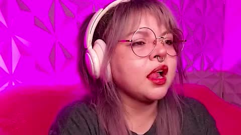 Gina George online show from 10-29-25, 12:24