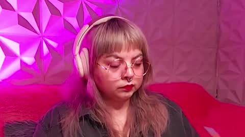 Gina George online show from 11-27-25, 11:51