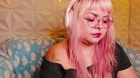 Gina George online show from 06-06-26, 11:42