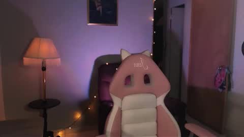 Snapshot of saucy_jenn1 chatting on 02-02-25, 11:00 I AM JENN online show from 02-02-25, 11:00