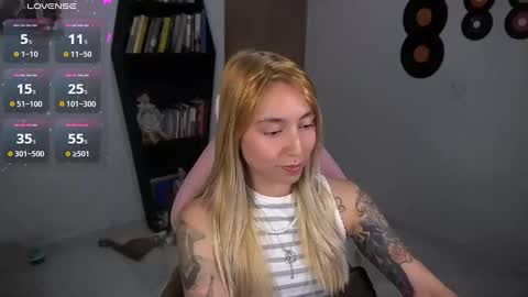 Snapshot of saucy_jenn1 chatting on 09-17-25, 03:19 I AM JENN online show from 09-17-25, 03:19