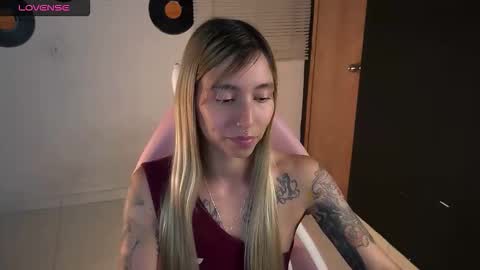 Snapshot of saucy_jenn1 chatting on 06-05-26, 03:24 I AM JENN online show from 06-05-26, 03:24