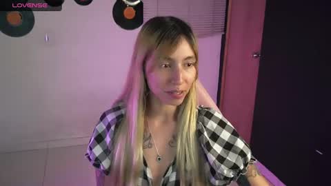 Snapshot of saucy_jenn1 chatting on 06-14-26, 03:52 I AM JENN online show from 06-14-26, 03:52