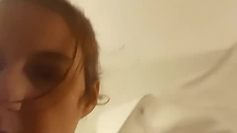 SnowBunny online show from 01-02-25, 07:33