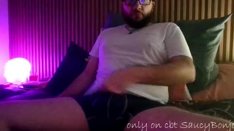 Snapshot of saucybonjo chatting on 03-24-26, 03:44 Ben online show from 03-24-26, 03:44